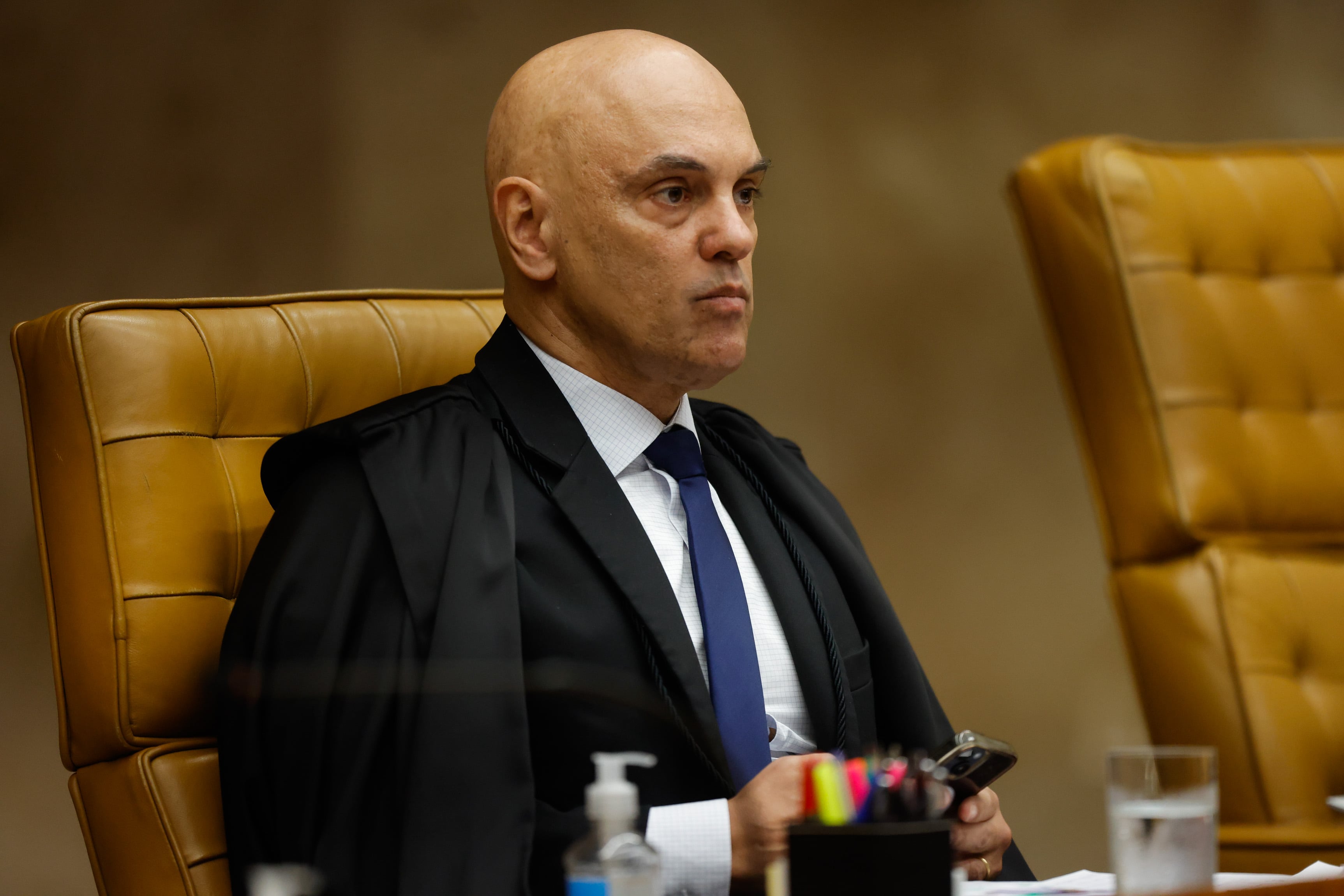 DF - STF/SESSÃO PLENÁRIA - POLÍTICA - O ministro Alexandre de Moraes durante sessão plenária no Supremo Tribunal Federal (STF), em Brasília, nesta quinta- feira, 4. 04/12/2025 - Foto: WILTON JUNIOR/ESTADÃO CONTEÚDO