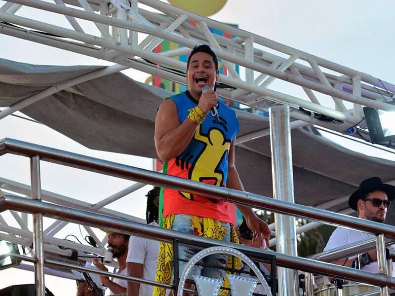 O Harmonia do Samba colocou todo
mundo para quebrar na Barra