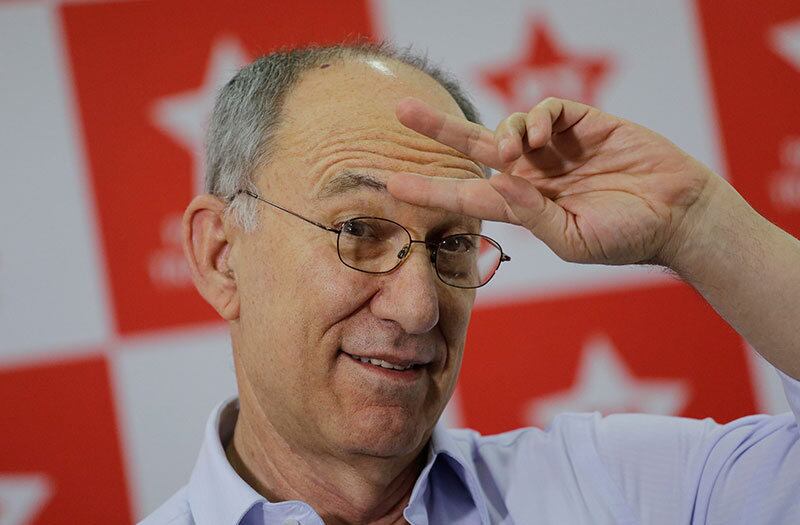 Rui Falcão: "Não há crise política nenhuma, as instituições estão funcionando regularmente"
