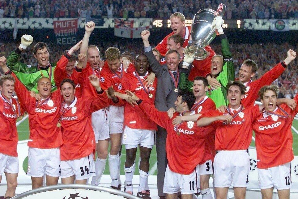 

Manchester United (1998/1999)



Schmeichel;
Gary Neville, Johnsen, Stam e Irwin; Roy Keane, Nicky Butt, David Beckham e
Paul Scholes e Ryan Giggs; Dwight Yorke. Téc: Alex Ferguson

