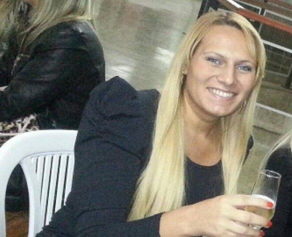 Júlia foi registrada e criada como menino pela família