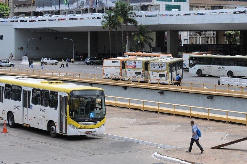 Ônibus na Rodoviária do Plano Piloto, no Distrito Federal