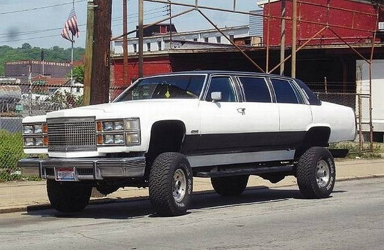 Meu filho, tem espaço para rodas maiores aí, hein? Que decepção...