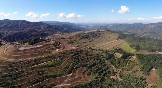 Problemas tanto na área da mina, como na barragem têm gerado dúvidas