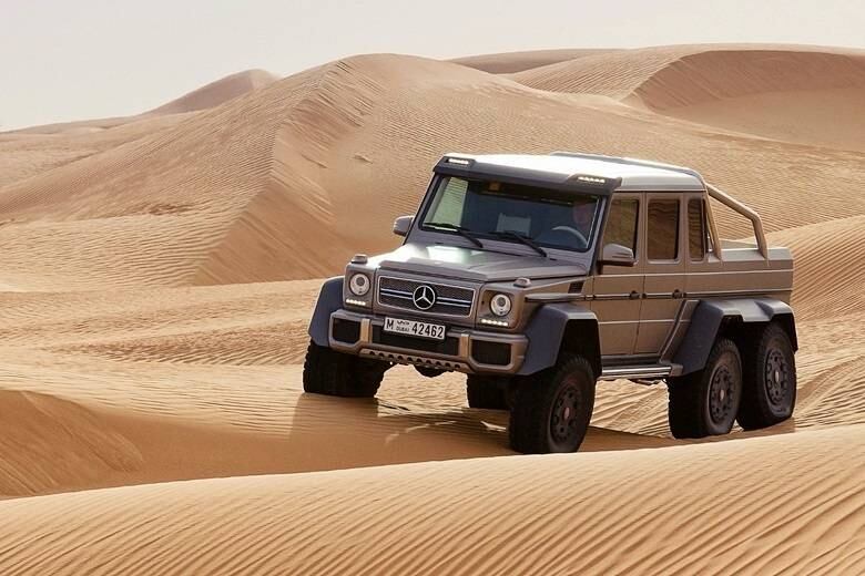 A velocidade máxima, porém, é limitada a 160 km/h, por questões de segurança — será páreo para o T-Rex?