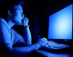 "Os jovens estão insones por causa das tecnologias", diz pesquisador

