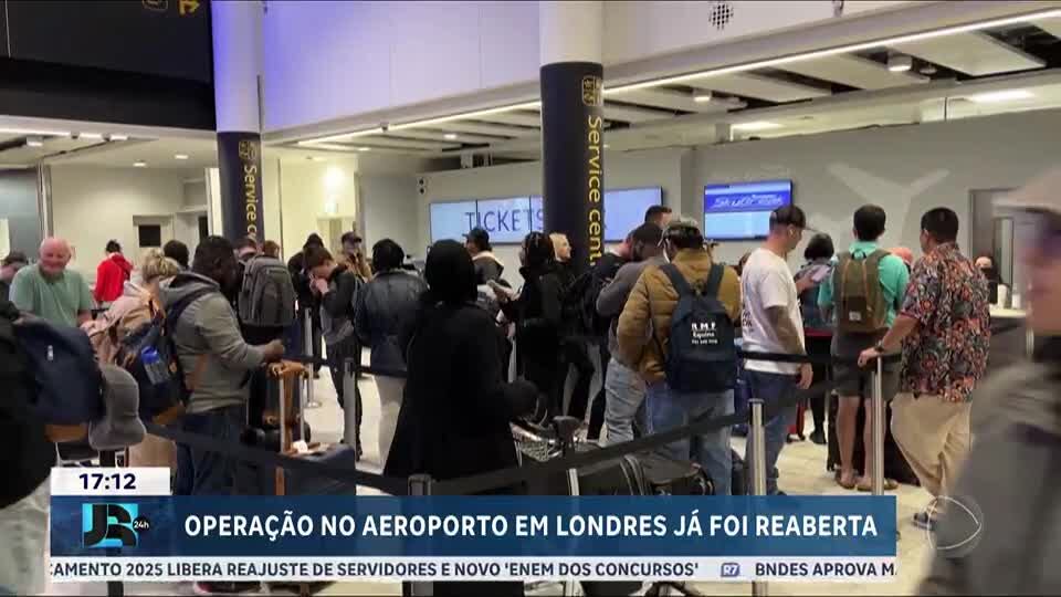 Aeroporto Internacional de Londres retoma parte dos voos após incêndio