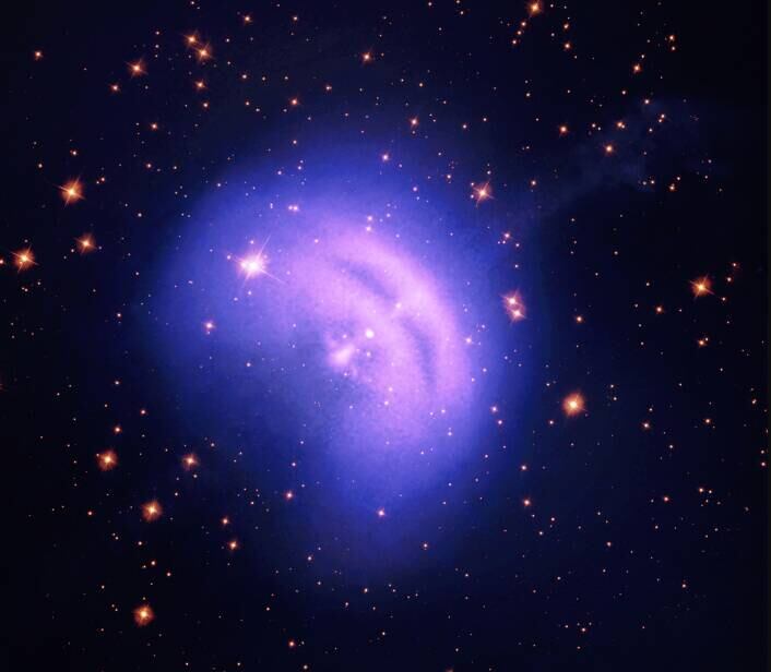 Vela é um dos objetos espaciais mais estudados pelos cientistas no dias de hoje. De acordo com eles, sua formação ocorreu após uma estrela entrar em colapso e explodir. Agora ela envia uma massiva tempestade de partículas e energia para o espaço


VALE SEU CLIQUE: Perseguição, fracasso e catástrofe: estudo científico revela os pesadelos mais terríveis