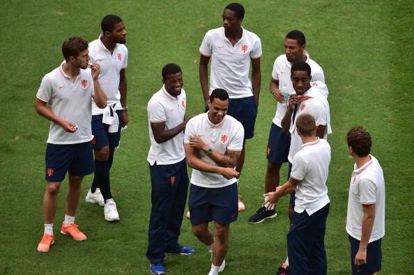 Os holandeses voltam a Salvador, na Fonte Nova, palco da goleada contra a Espanha para jogar pelas quartas de final contra a Costa Rica, uma das sensações deste Mundial.

