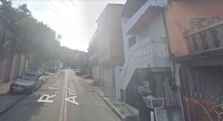 Casal é baleado dentro de casa em Taboão da Serra (SP) e homem morre