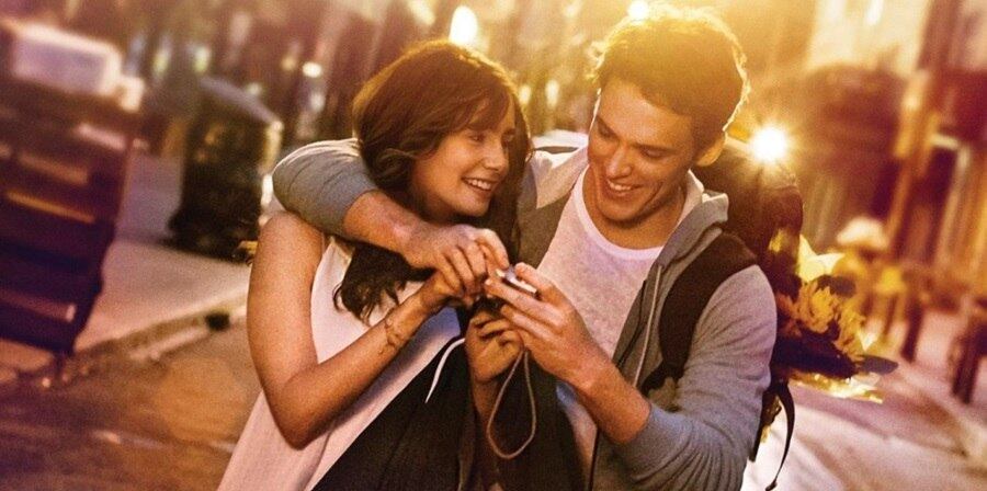 10º Simplesmente Acontece
Adaptação do romance Love, Rosie, o filme demorou para ser lançado no Brasil e isso só deixou os brasileiros ainda mais ansiosos para saber sobre o filme