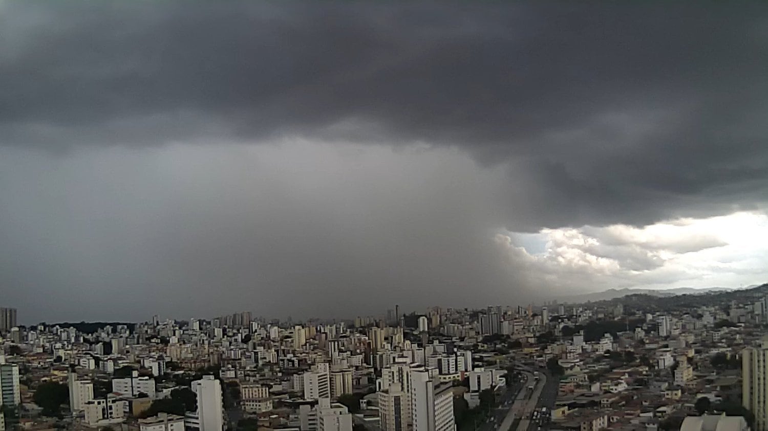 Grande BH espera até 250 mm de chuva