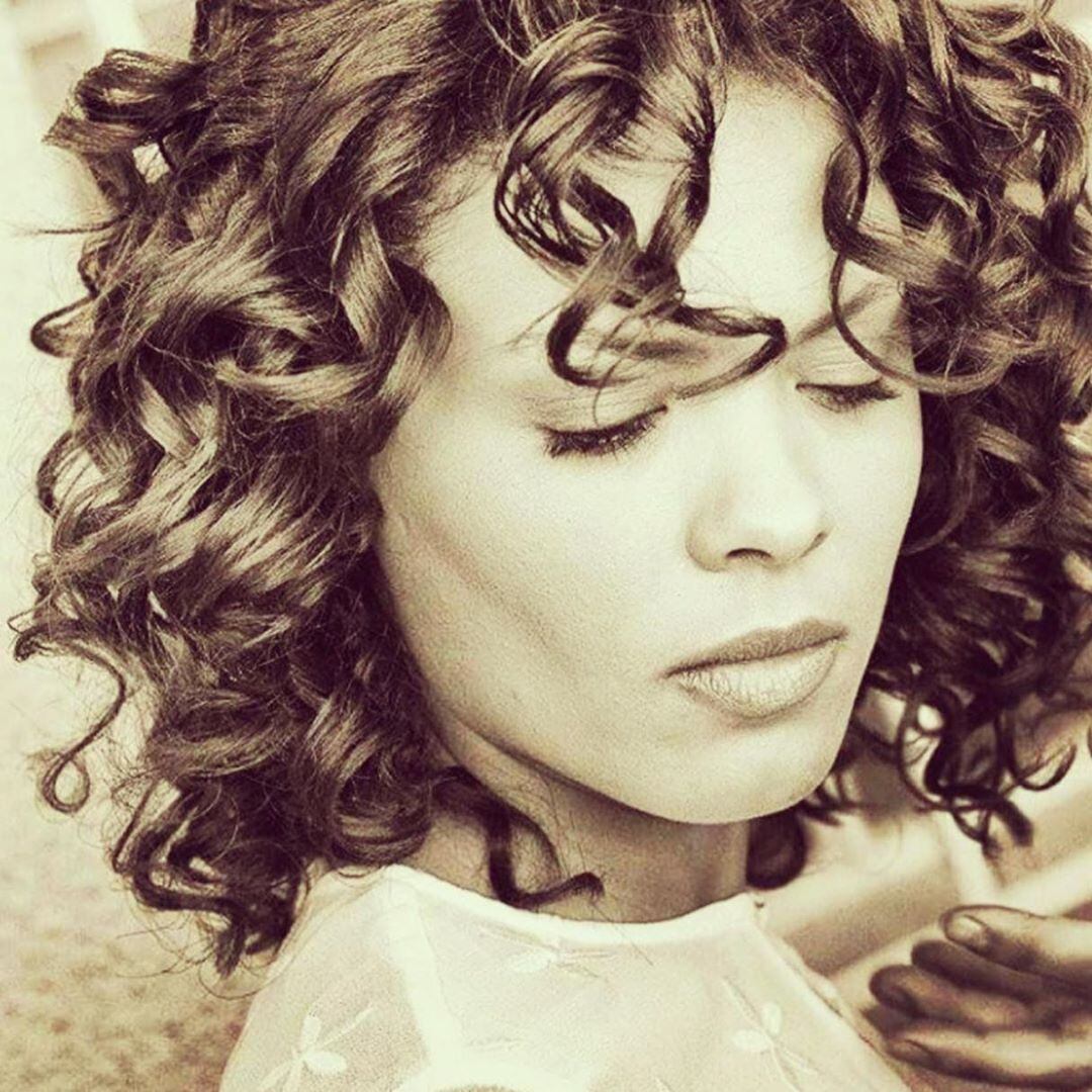 Na TV Globo, participou de Império (2015), Cheias de Charme (2012), Insensato Coração (2011), entre outras produções