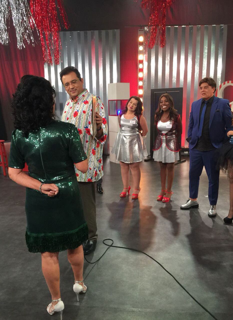 “Ela era a interrogação nacional: ‘Por que ela não sorria?’”, indaga Sula Miranda, que confessa achar a dançarina muito bonita