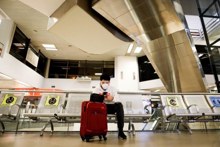 "Na hora de coletar informações sobre a situação de saúde do lugar para o qual vamos viajar, é importante que ela seja confiável, portanto, uma boa opção é usar os sites dos órgãos oficiais", acrescenta o profissional da saúde