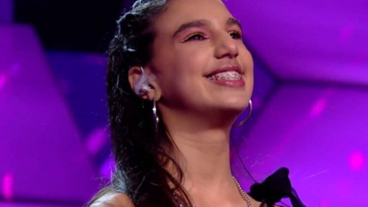 Ao som de Sweet Child O' Mine, do Guns N´Roses, Mickaelle Mayara se destacou — e muito — no oitavo episódio da primeira temporada do Canta Comigo Teen. Com uma apresentação excepcional, ela conquistou os 100 jurados!
