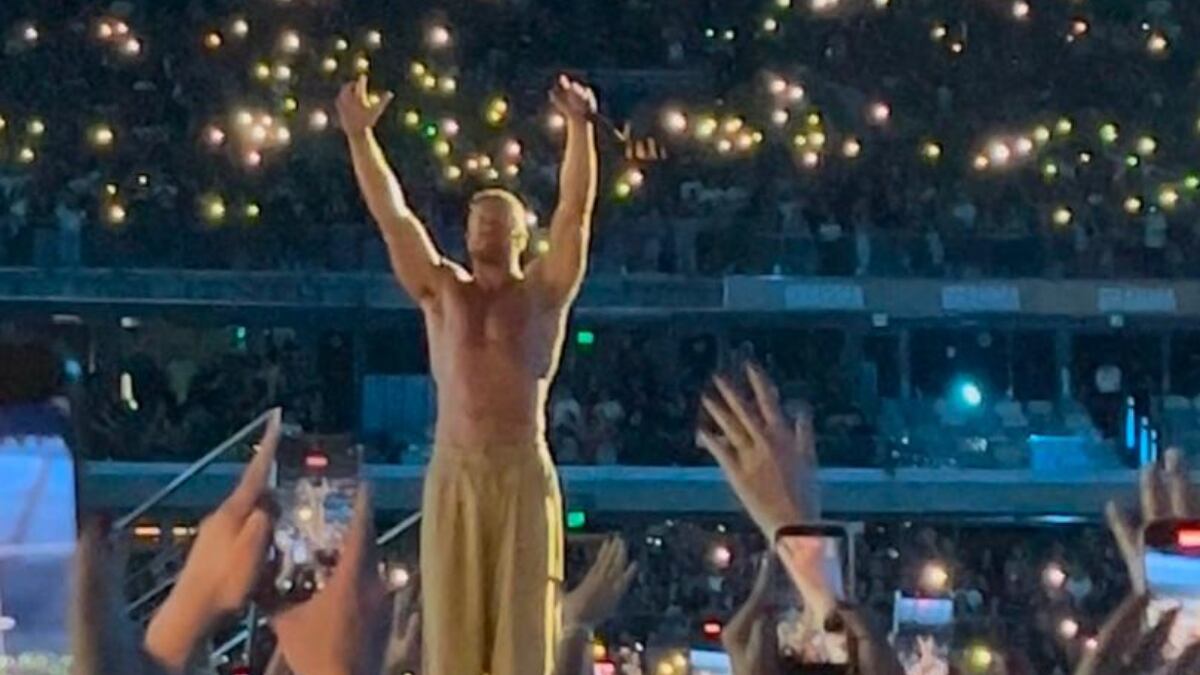 Imagine Dragons agita e emociona público em BH, com show da nova turnê