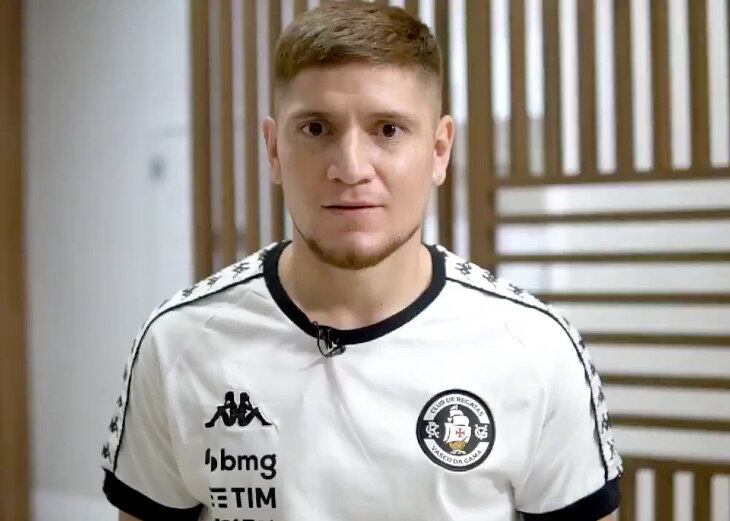 FECHADO - O Vasco anunciou a contratação por empréstimo do argentino Leonardo Gil, de 29 anos, que pertence ao Al-Ittihad. O meio-campista assinou contrato até junho de 2021, com opção de compra, e será o terceiro