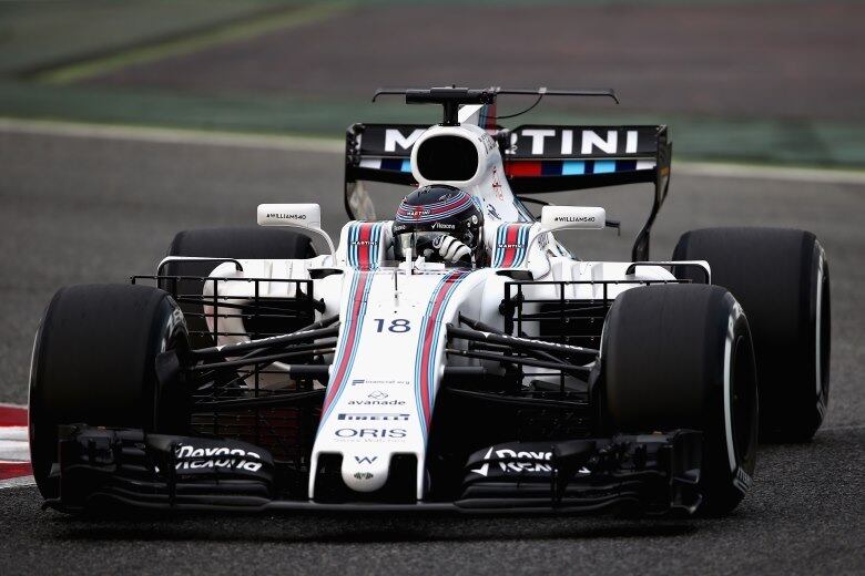 Mas o maior estrago aconteceu com a Williams. Na estreia do jovem Lance Stroll pilotando pela equipe, foi necessário encerrar as atividades do dia mais cedo, ao meio-dia. O piloto de 18 anos rodou sozinho na pista e danificou algumas peças importantes do carro, mesmo sem bater no muro ou na proteção. Como consequência, foi o piloto com menos giros na pista nesta terça: apenas 12