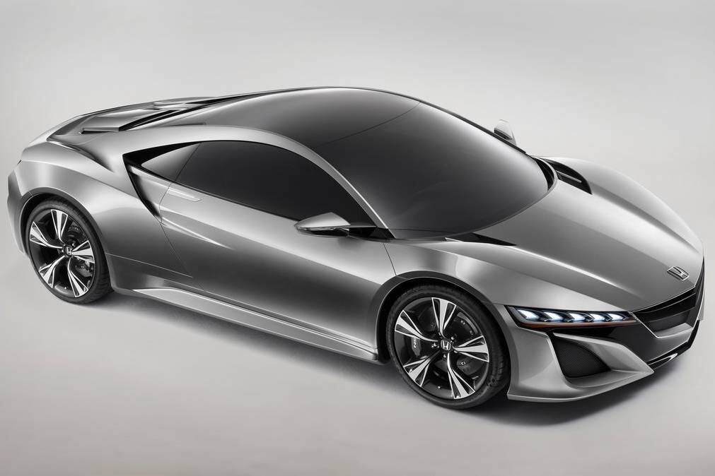 O anúncio de que a Acura não virá ao Brasil, dada pela Honda ao jornal Valor Econômico, veio junto com uma notícia positiva: a marca reforçou o lançamento do superesportivo NSX no Brasil em 2016. Saiba mais detalhes dessa máquina de três motores e quase R$ 1 milhão nas próximas fotos

Saiba tudo sobre carros! Acesse R7.com/carros
E confira os melhores preços de novos e usados em r7.icarros.com.br
