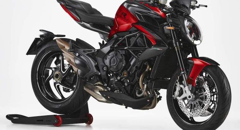 MV Agusta Brutale RR vem equipada com motor tricilíndrico, que entrega 140 cv