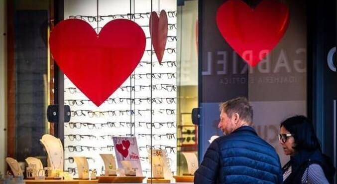 Produtos comumente escolhidos para presentear as mães estão 4,25% mais caros