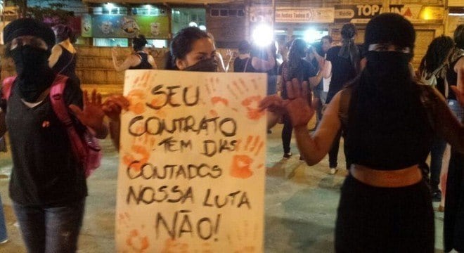 Mulheres protestaram e travaram volta de Bruno ao Boa Esporte