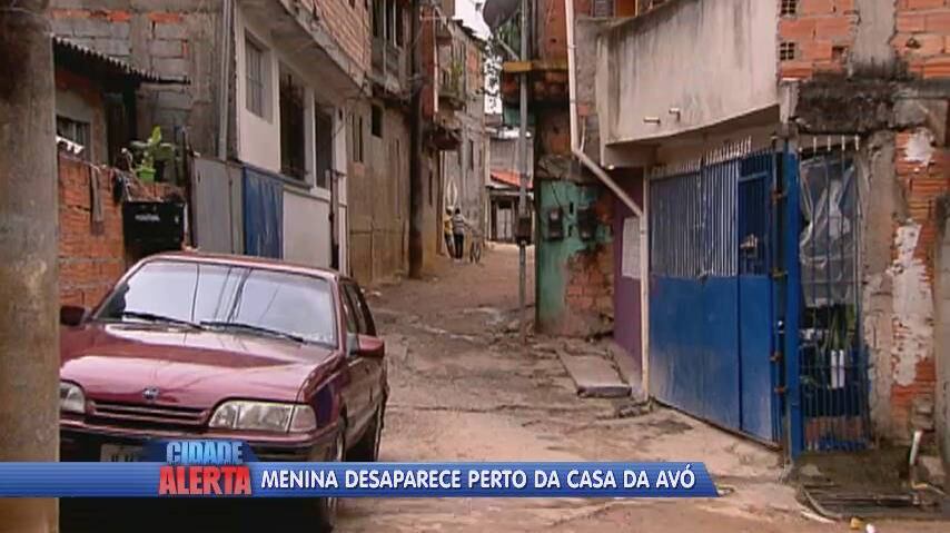 No dia 28 de outubro de 2013, Ana Julia acordou cedo para brincar com as amiguinhas. Como o local era frequentado apenas por conhecidos, a família não via problema em deixá-la brincando na rua