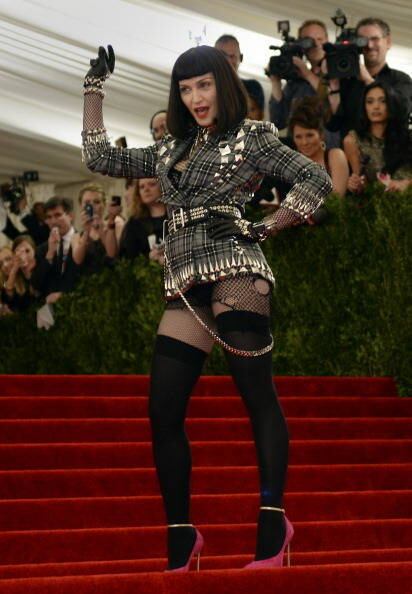 Madonna também investiu no punk, mas errou feio, errou rude