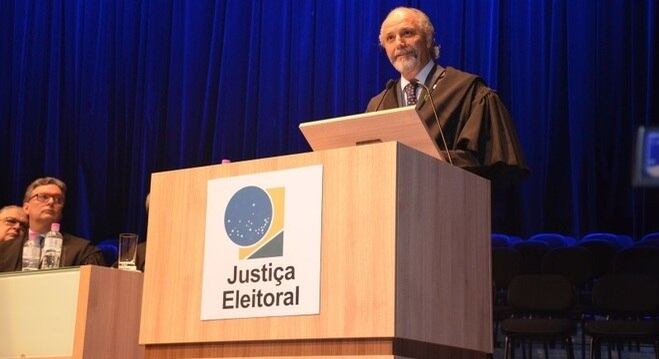 Desembargador Carlos Eduardo Cauduro Padin assumiu o TRE-SP