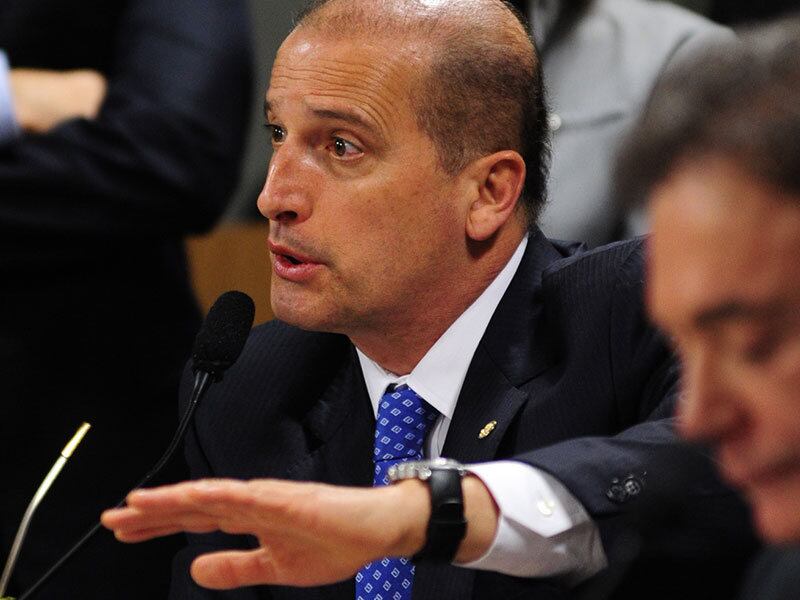 Onyx Lorenzoni afirmou que foi até o Supremo para protocolar requerimentos abrindo mão do foro privilegiado