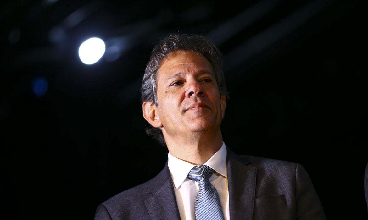 Haddad não citou nominalmente os candidatos