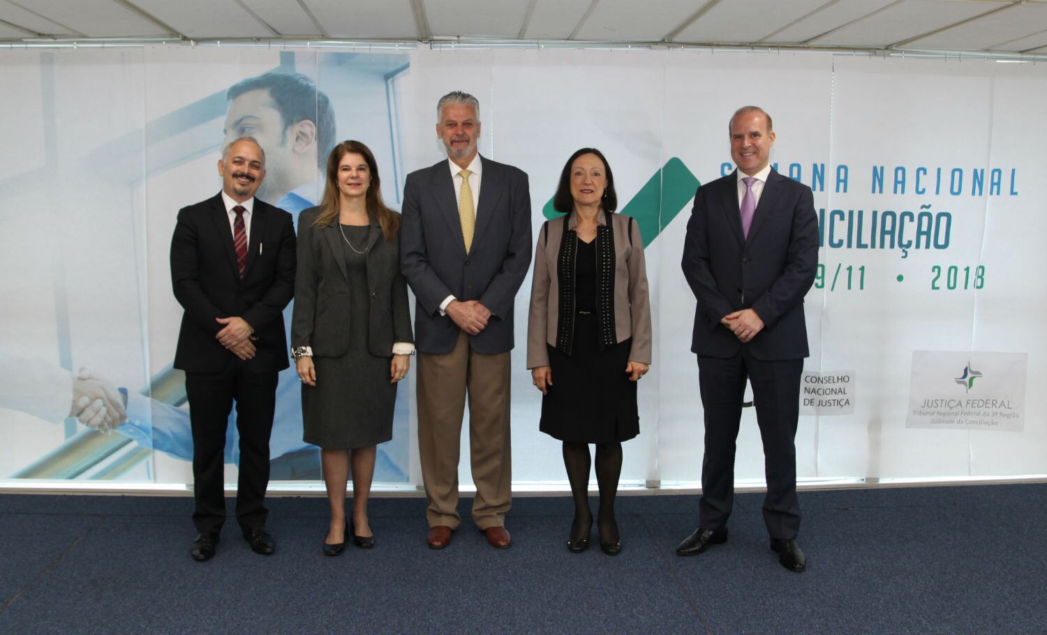 Desembargador Federal Paulo Fontes, coordenador do Programa de Conciliação da Justiça Federal da 3ª Região; Desembargadora Federal Therezinha Cazerta, presidente do TRF3; Desembargador José Carlos Ferreira Alves do TJ-SP; Desembargadora Federal aposentada Vera Jucovski; e Juiz Estadual Ricardo Pereira Júnior