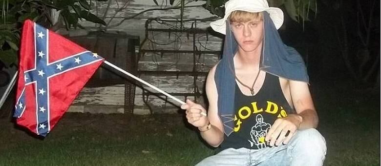 Bandeira dos Estados Confederados foi utilizada pelo pistoleiro branco Dylann Roof para exaltar ideologias racistas