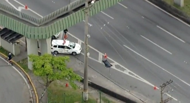 Em suposta troca de tiros, suspeito de cometer assaltos morre na rodovia Anchieta