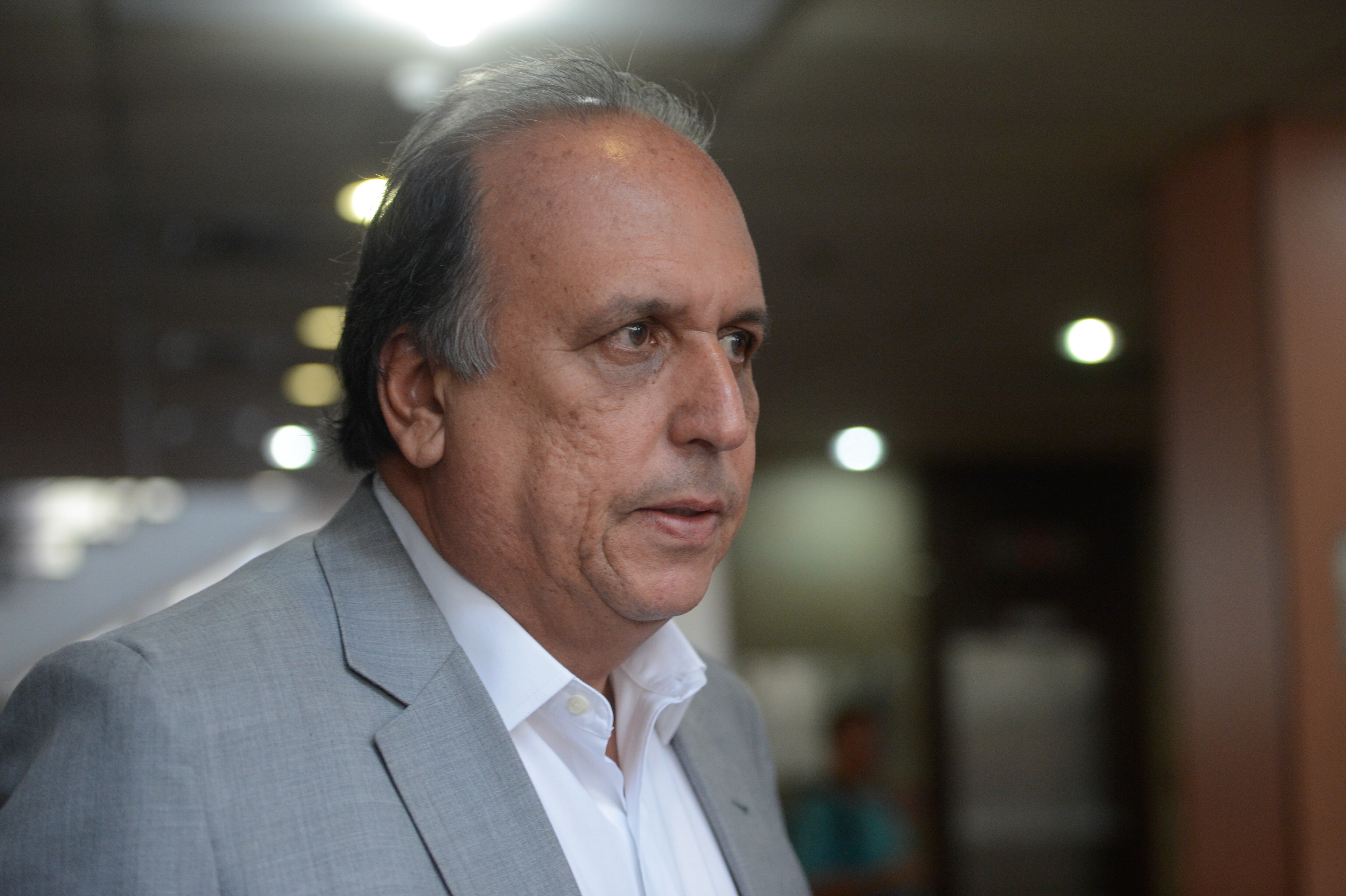 Rio de Janeiro - Governador Luiz Fernando Pezão na Justiça Federal, onde depõe como testemunha de defesa de Sérgio Cabral (Fernando Frazão/Agência Brasil)