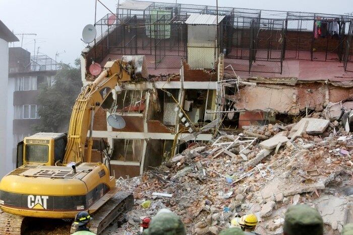 Dezenas de prédios foram completamente destruídos na Cidade do México