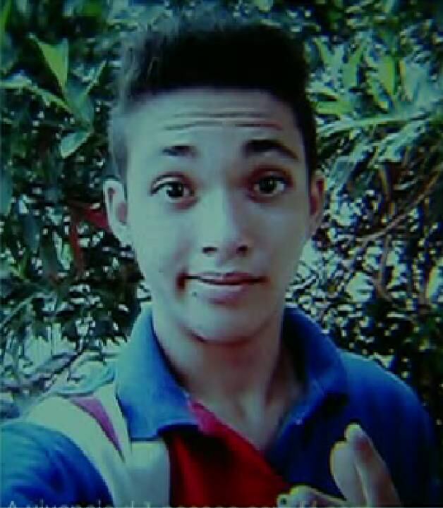 Yuri Rafael dos Santos começou a se envolver com esta mulher
há dois meses. O adolescente não revelava o nome da nova namorada de 32 anos
nem para os amigos