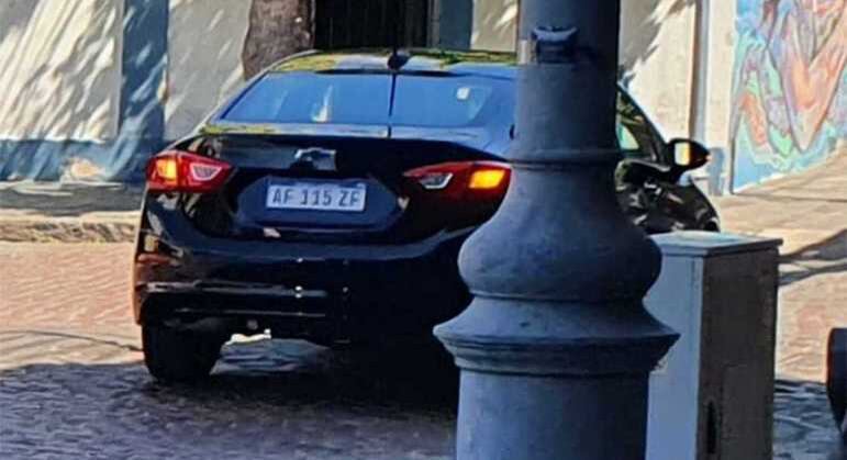 Chevrolet Cruze Midnight terá acabamento escurecido