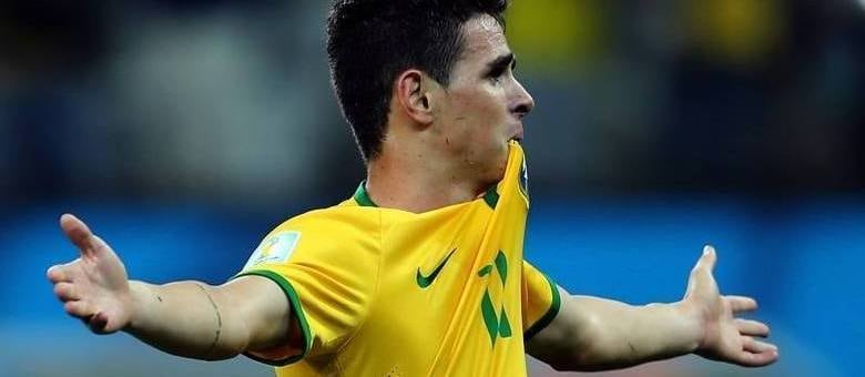 O jogador Oscar, na abertura da Copa: Guia mostra como os países participantes respeitam os direitos humanos