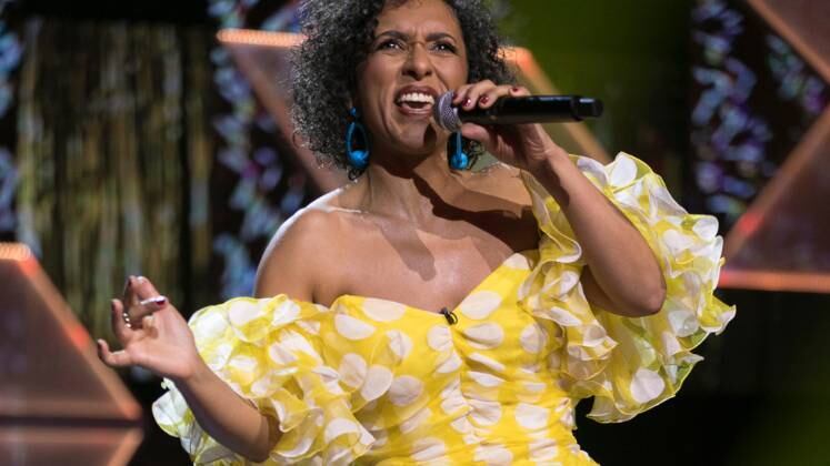 A abertura da primeira fase da semifinal do Canta Comigo 4 ficou por conta de Hilda. E para esse momento, ela escolheu a música Isso Aqui Tá Bom Demais, de Dominguinhos e conseguiu impressionar 91 jurados