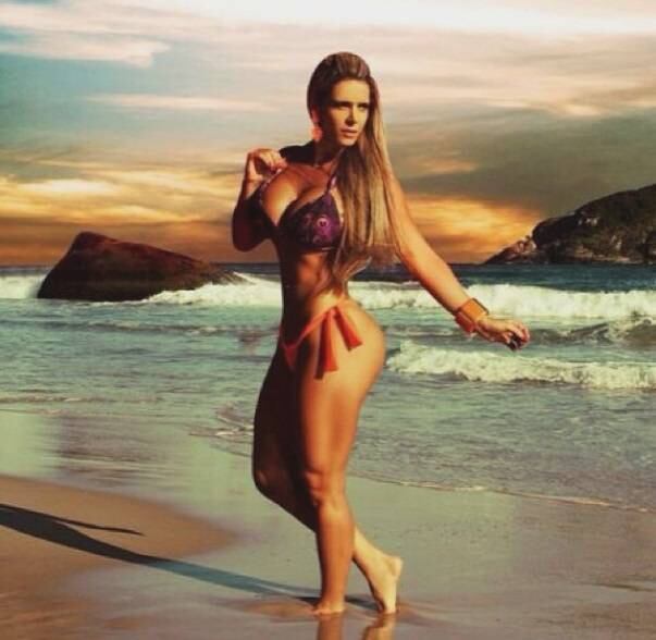 Na época, Denise julgou injusta a demissão e disse que chegou a tomar remédios de tarja preta para controlar o nervosismo em decorrência do caso. Mas, a repercussão trouxe fama e um mês depois que as imagens foram divulgadas a Furacão da CPI pousou nua para uma grande revista masculina