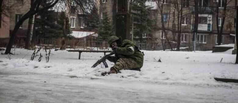 Rebelde separatista faz segurança em região ocupada