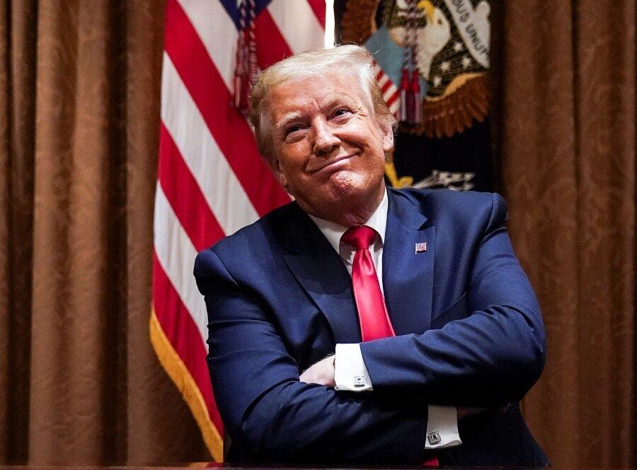 Governo dos EUA descarta transferir poder de Trump para vice
