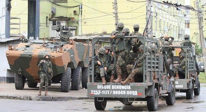 Forças de Segurança cercam seis comunidades de Jacarepaguá, no Rio