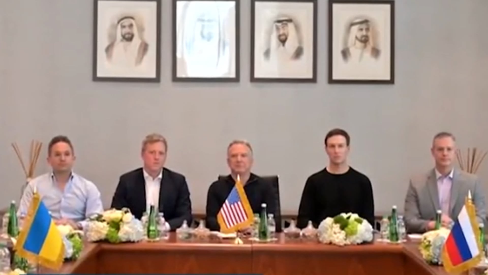 Mesa de negociação entre Rússia e Ucrânia, mediada pelos EUA