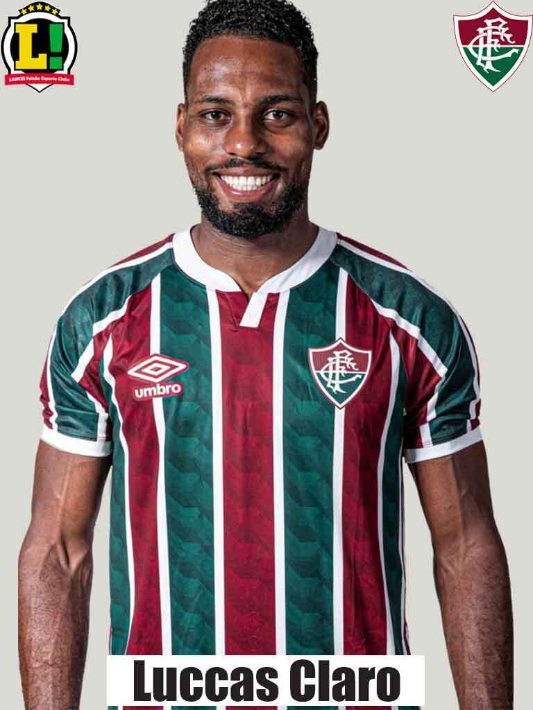 LUCCAS CLARO - 5,5 - Partida oscilante. Chegou atrasado em alguns momentos para combater o ataque e não foi tão preciso na bola aérea.