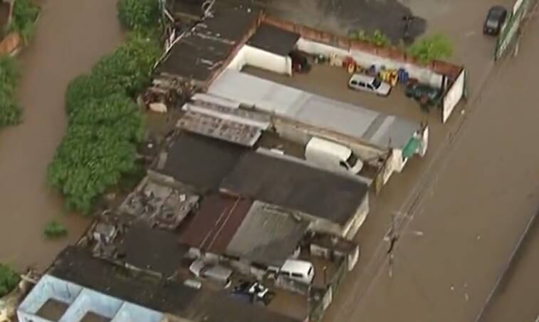 Chuvas têm atingido capital paulista desde segunda-feira (11)