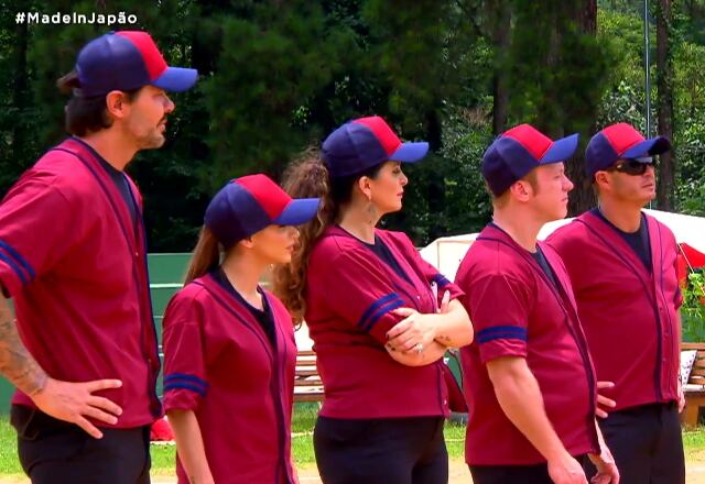 Como recompensa pela vitória na prova de times, os Ninjas ganharam um dia para se divertir! Eles treinaram e aprenderam beisebol, um dos esportes favoritos dos japoneses. Já os Samurais, tiveram que limpar todo o gramado como castigo por terem perdido o desafio
