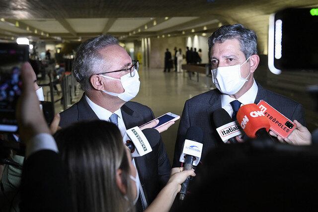 Se entender que é o caso, o senador vai propor alguma alteração na legislação